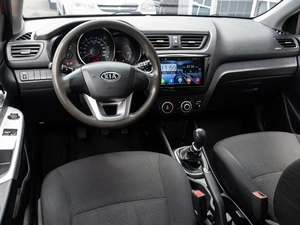 Хетчбэк Kia Rio 2012 года, 695000 рублей, Краснодар
