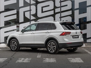 Внедорожник Volkswagen Tiguan 2018 года, 2799000 рублей, Краснодар