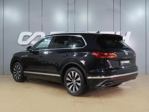 Внедорожник Volkswagen Touareg 2020 года, 4899000 рублей, Воронеж