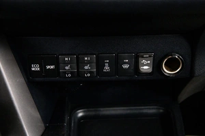 Внедорожник Toyota RAV4 2017 года, 2799000 рублей, Пермь