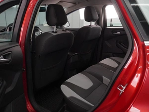 Седан Ford Focus 2013 года, 989000 рублей, Воронеж