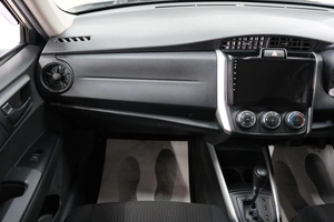 Универсал Toyota Corolla Fielder 2015 года, 1199000 рублей, Омск