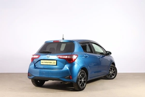 Хетчбэк Toyota Vitz 2018 года, 1179000 рублей, Новосибирск