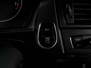 Хетчбэк BMW 1 серия 2012 года, 1095000 рублей, Воронеж