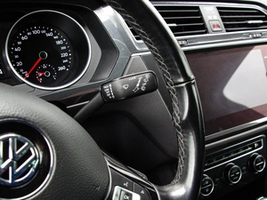 Внедорожник Volkswagen Tiguan 2018 года, 2379000 рублей, Владимир
