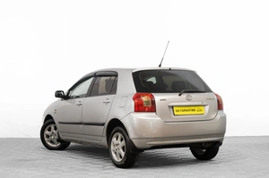 Хетчбэк Toyota Corolla 2002 года, 639000 рублей, Барнаул