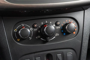 Седан Renault Logan Stepway 2020 года, 1279000 рублей, Петрозаводск
