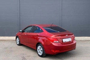 Седан Hyundai Solaris 2016 года, 1200000 рублей, Солонцы