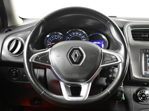 Седан Renault Logan Stepway 2018 года, 929900 рублей, Казань