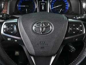 Седан Toyota Camry 2017 года, 2349000 рублей, Аксай
