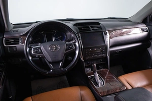 Седан Toyota Camry 2016 года, 2699000 рублей, Сургут