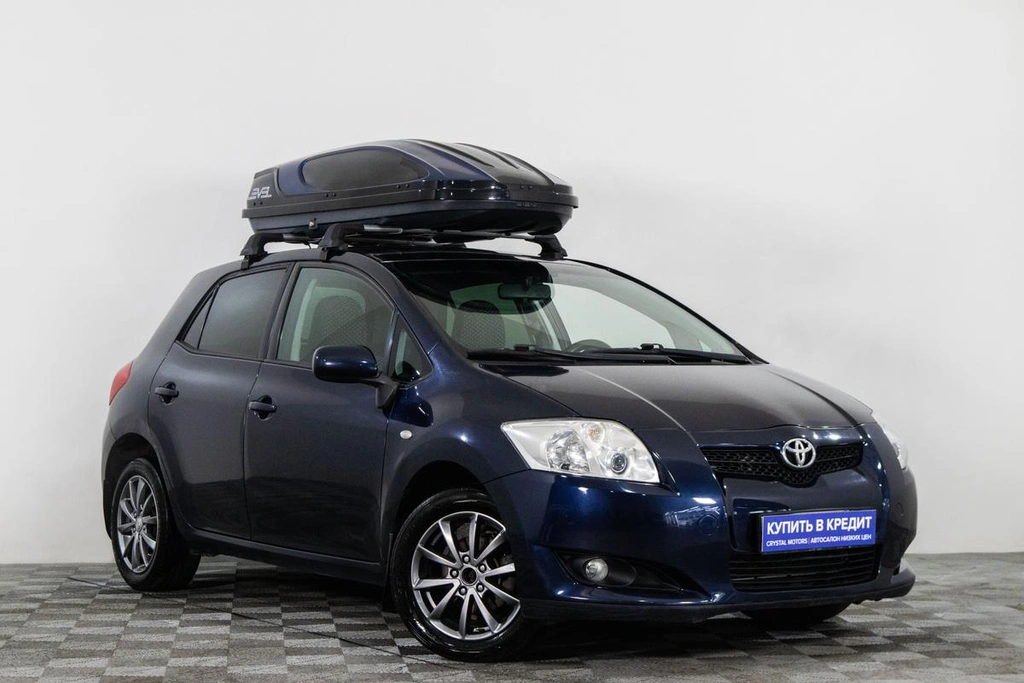 Хетчбэк Toyota Auris 2008 года, 649000 рублей, Сургут