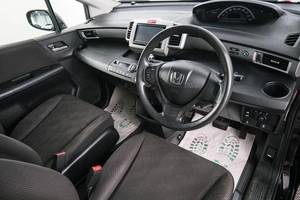 Минивэн Honda Freed 2014 года, 1259000 рублей, Красноярск