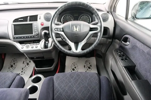 Минивэн Honda Stream 2010 года, 1049000 рублей, Красноярск