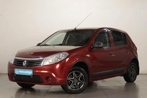 Хетчбэк Renault Sandero 2010 года, 509000 рублей, Челябинск