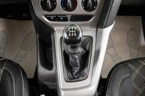 Хетчбэк Ford Focus 2012 года, 749000 рублей, Пермь
