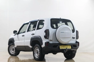 Внедорожник ВАЗ (LADA) Niva Travel 2021 года, 899000 рублей, Новокузнецк