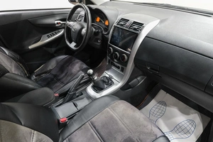 Седан Toyota Corolla 2012 года, 1099000 рублей, Новокузнецк
