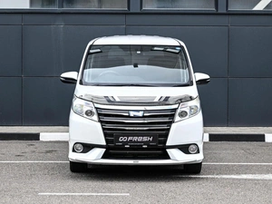 Минивэн Toyota Noah 2014 года, 1849000 рублей, Кирилловка
