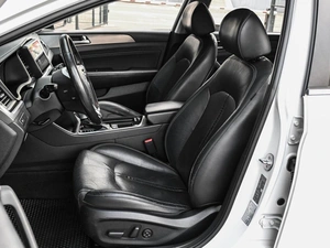 Седан Hyundai Sonata 2018 года, 1999000 рублей, Кирилловка