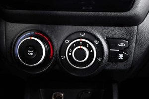 Хетчбэк Kia Rio 2012 года, 749000 рублей, Пермь