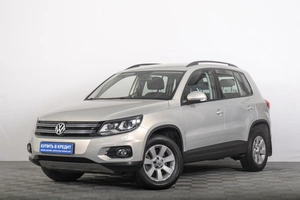 Внедорожник Volkswagen Tiguan 2013 года, 1629000 рублей, Томск