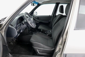 Внедорожник Chevrolet Niva 2017 года, 760000 рублей, Брянск