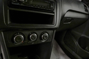 Седан Volkswagen Polo 2011 года, 629000 рублей, Челябинск