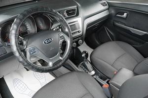 Седан Kia Rio 2016 года, 1179000 рублей, Тюмень