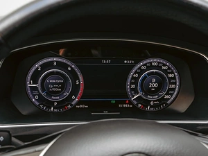 Внедорожник Volkswagen Tiguan 2017 года, 2698000 рублей, Краснодар