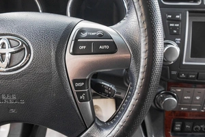 Внедорожник Toyota Highlander 2013 года, 2389000 рублей, Барнаул