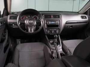 Седан Volkswagen Jetta 2013 года, 799000 рублей, Воронеж