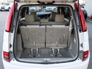 Минивэн Toyota Isis 2010 года, 1155000 рублей, Краснодар