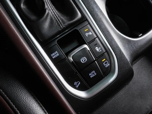 Внедорожник Hyundai Santa Fe 2018 года, 2697000 рублей, Воронеж