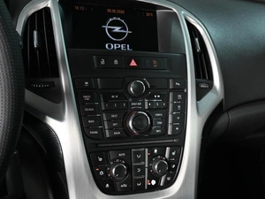 Хетчбэк Opel Astra 2012 года, 989000 рублей, Аксай
