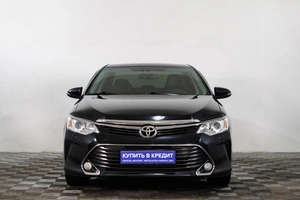 Седан Toyota Camry 2016 года, 2309000 рублей, Сургут