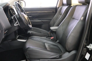 Внедорожник Mitsubishi Outlander 2018 года, 3249000 рублей, Омск