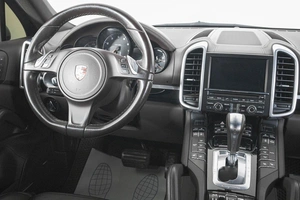 Внедорожник Porsche Cayenne 2014 года, 3349000 рублей, Кемерово