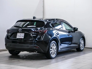 Хетчбэк Mazda Axela 2013 года, 1150000 рублей, Красноярск