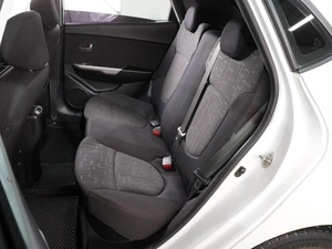 Хетчбэк Kia Rio 2013 года, 899000 рублей, Воронеж