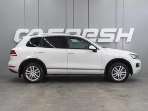 Внедорожник Volkswagen Touareg 2013 года, 2499000 рублей, Воронеж