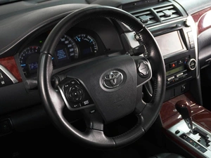 Седан Toyota Camry 2013 года, 1649000 рублей, Ростов-на-Дону