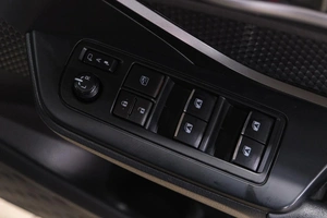 Внедорожник Toyota C-HR 2017 года, 2119000 рублей, Новокузнецк