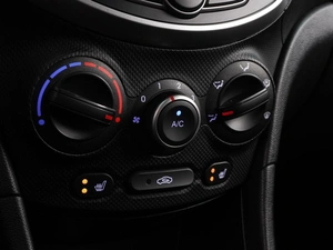 Седан Hyundai Solaris 2015 года, 1099000 рублей, Воронеж