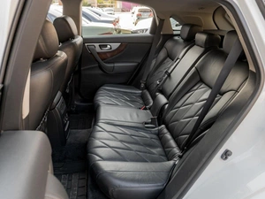 Внедорожник Infiniti QX70 2013 года, 2439000 рублей, Саратов