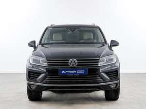 Внедорожник Volkswagen Touareg 2015 года, 3490444 рублей, Москва