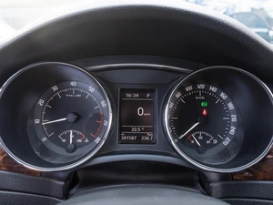 Лифтбек Skoda Superb 2014 года, 1040000 рублей, Волгоград