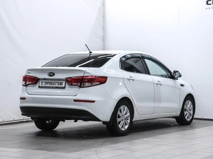 Седан Kia Rio 2016 года, 1080000 рублей, Красноярск