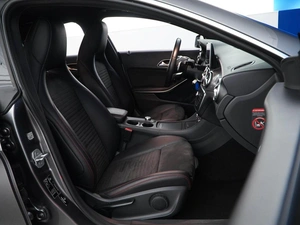 Седан Mercedes-benz CLA-класс 2015 года, 2149077 рублей, Москва