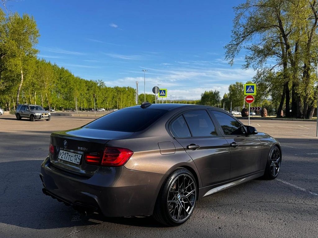 Фото